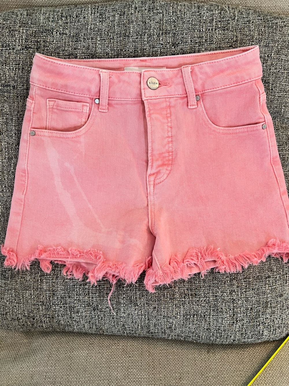 Coral Pink Frayed Hem Denim Shorts - Unbranded